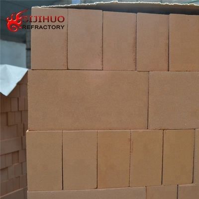 230x114x65mm 알루미나 블록 가벼운 단열 벽돌의 필수 성분