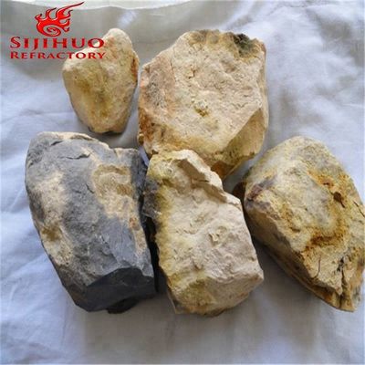 0.3-15%의 SiO2 함유량을 가진 고 알루미나 바우크사이트 합금물