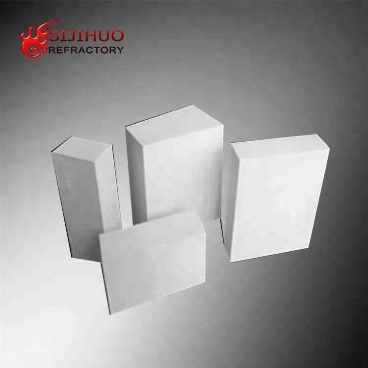 작은 SiC 함유량 및 2.9g/cm3 부피 밀도 건설용 코룬덤 멀라이트 벽돌